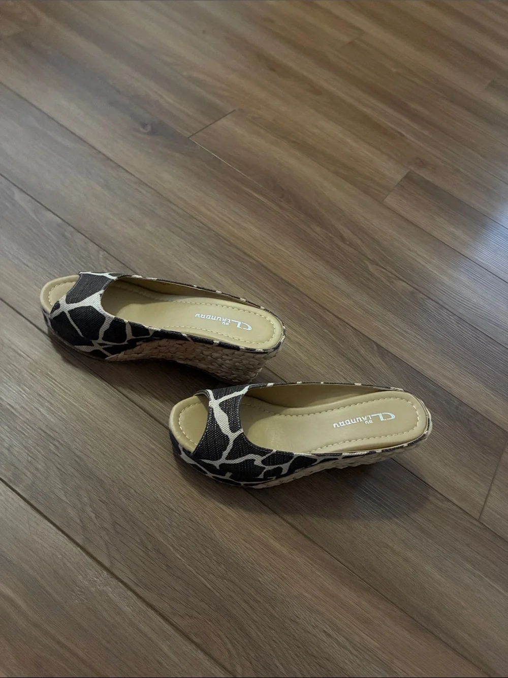 CL by Laundry Brown and Cream Giraffe-Print Espadrille Wedge Slides